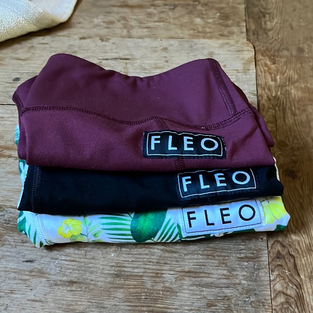 Lot of fleo shorts. Size small